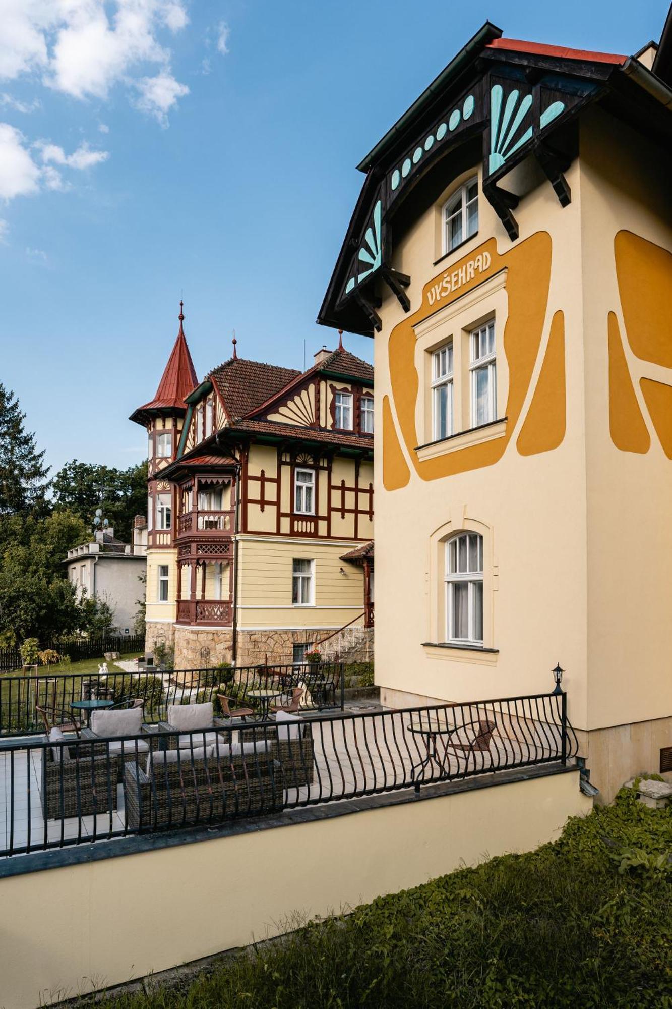 Vila Vysehrad Luhačovice Zewnętrze zdjęcie