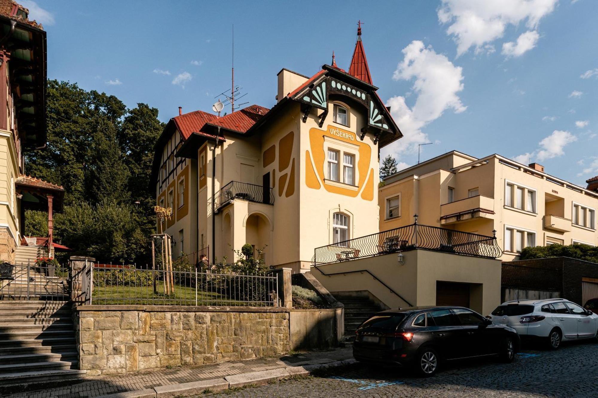 Vila Vysehrad Luhačovice Zewnętrze zdjęcie